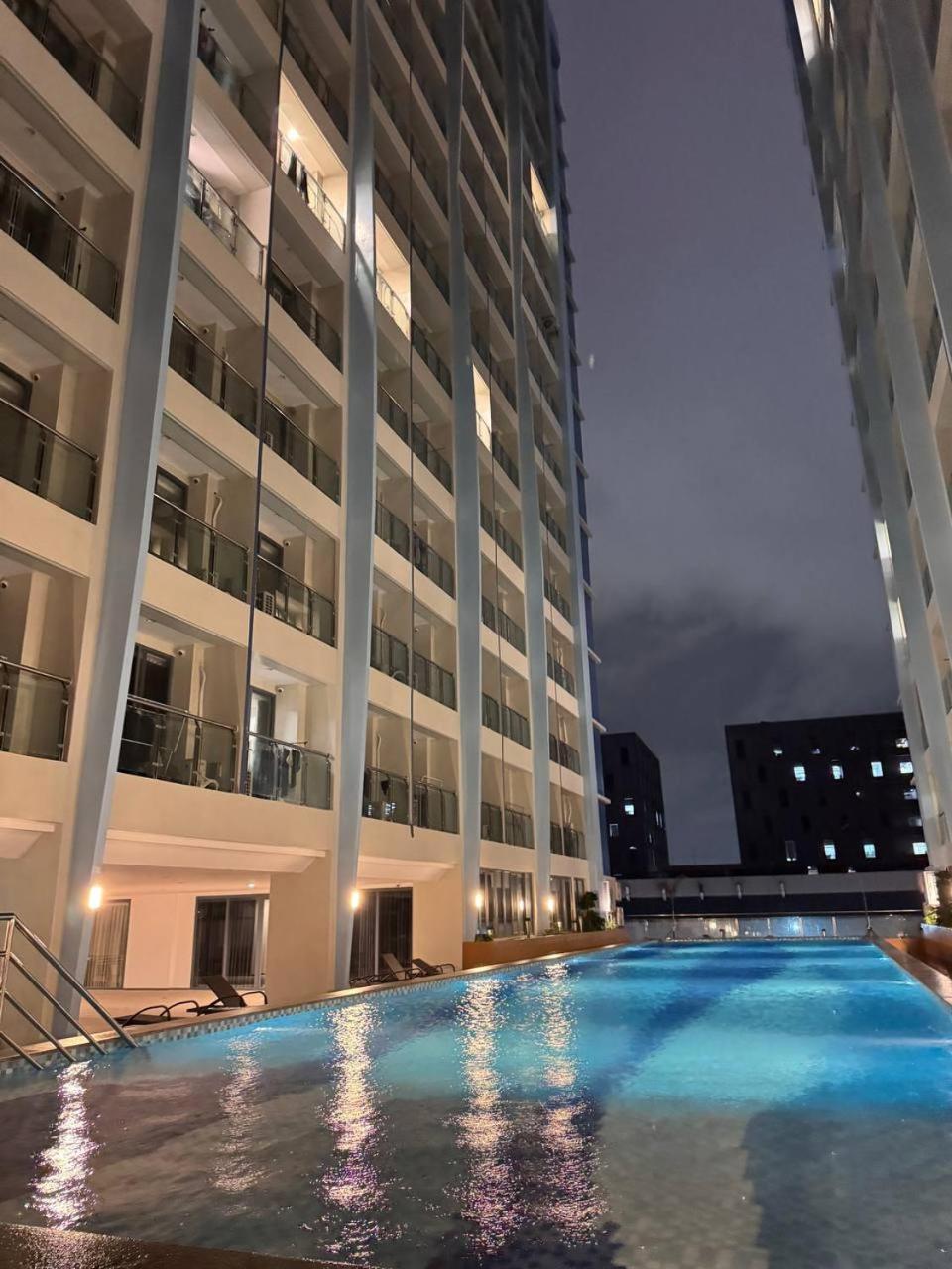 L Condotel Paranaque City Exteriér fotografie