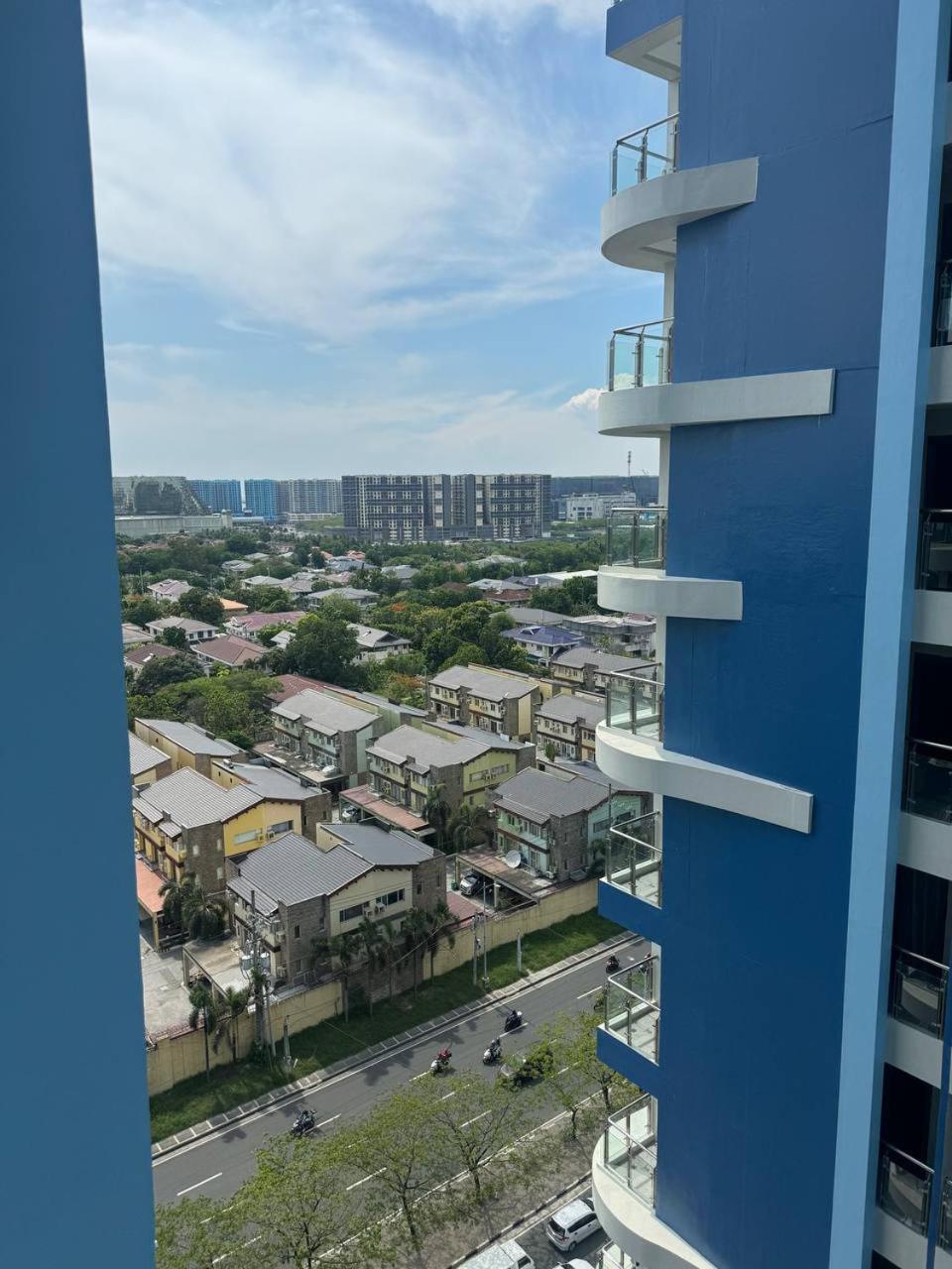 L Condotel Paranaque City Exteriér fotografie