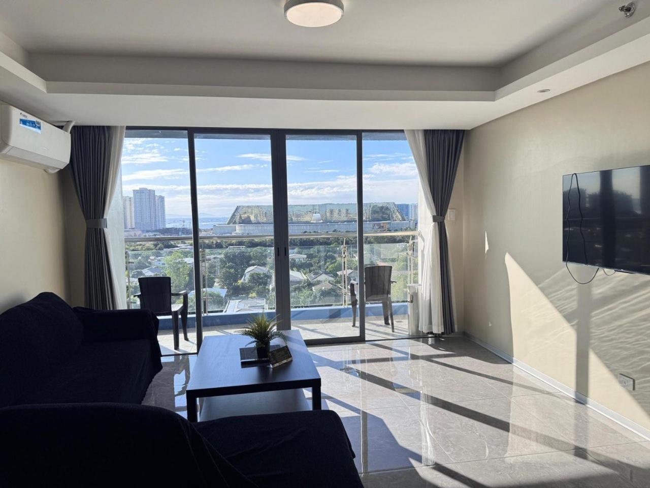 L Condotel Paranaque City Pokoj fotografie
