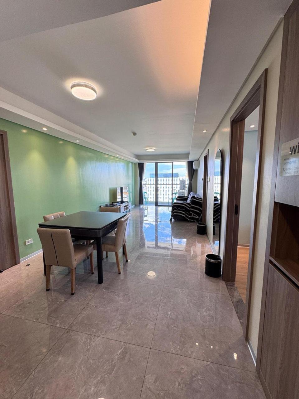 L Condotel Paranaque City Pokoj fotografie